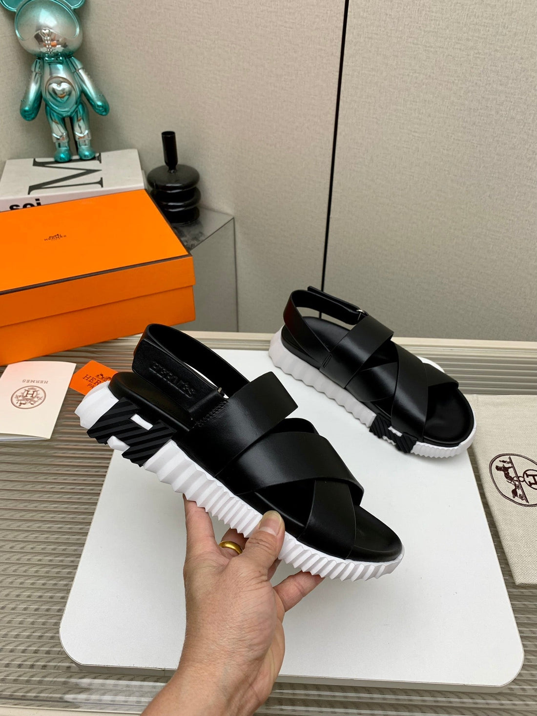 Hm 25 Electric Sandal Cowhide And Rubber 245618