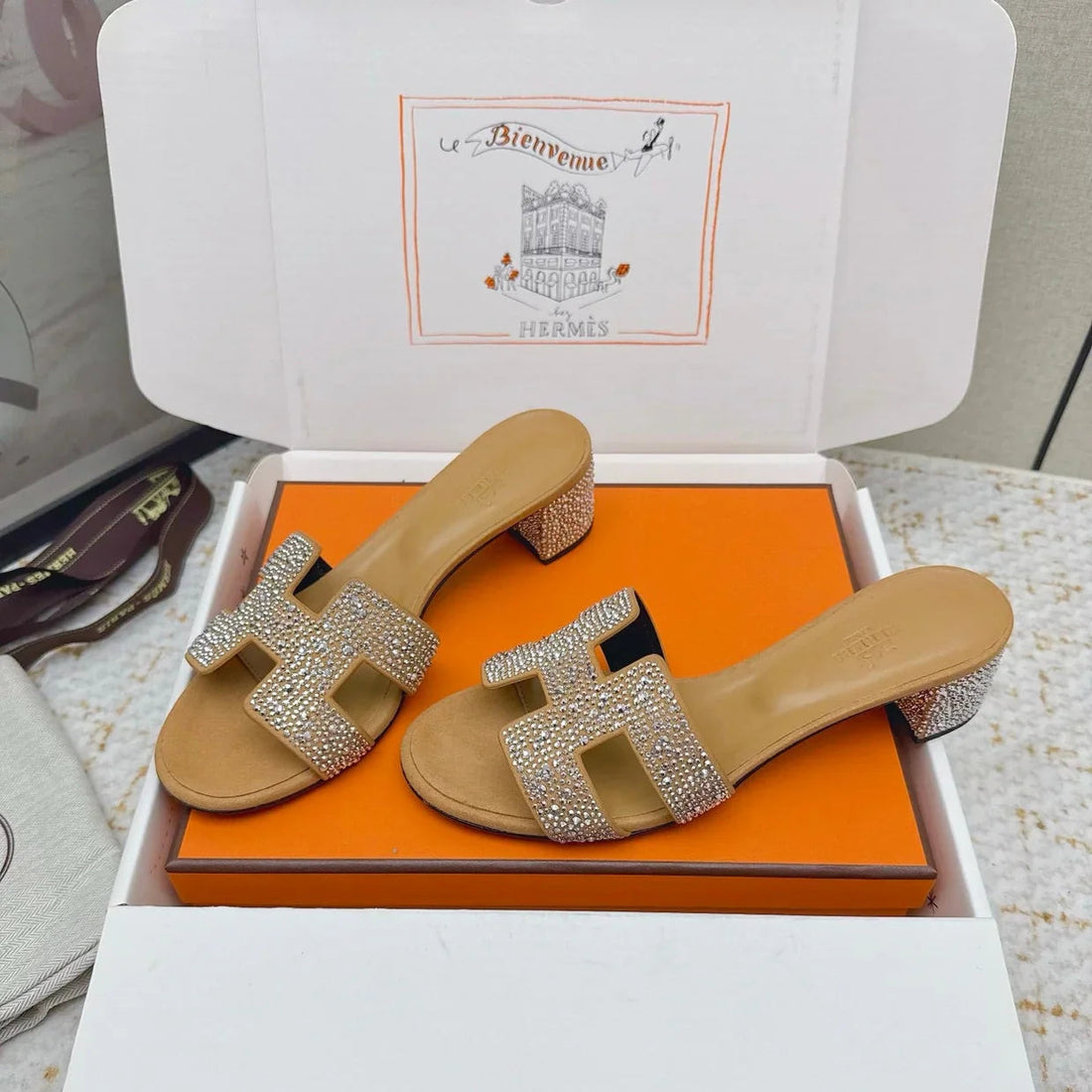 Hm 26SS Oran Sandals 50 Beige Gold Crystal Cowhide 625251