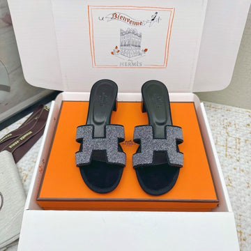 Hm Oasis Sandals With Rhinestone Black Cowhide 625267