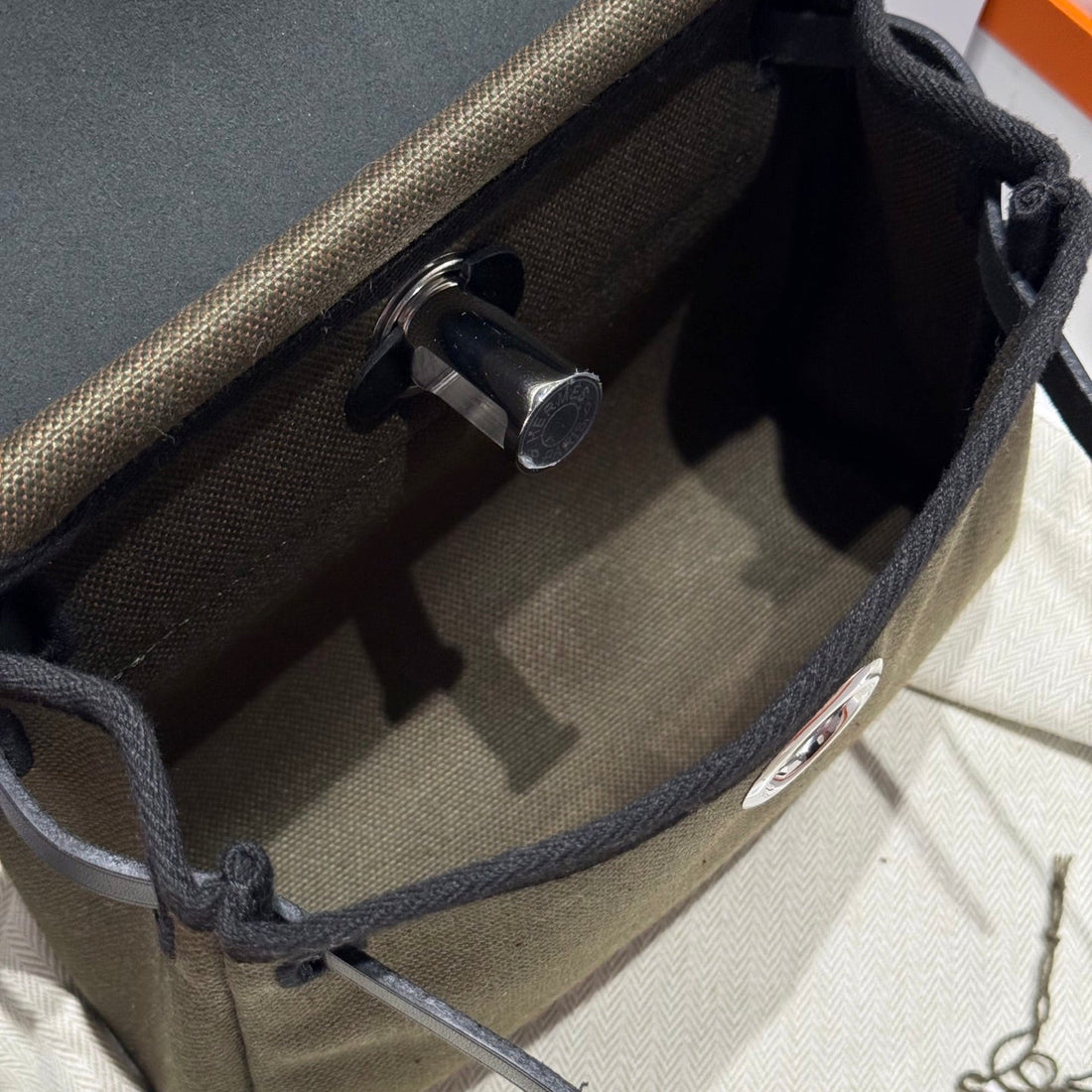 HM Herbag Silver Buckle 20 Army Green Canvas And Hunter Cowhide 243350