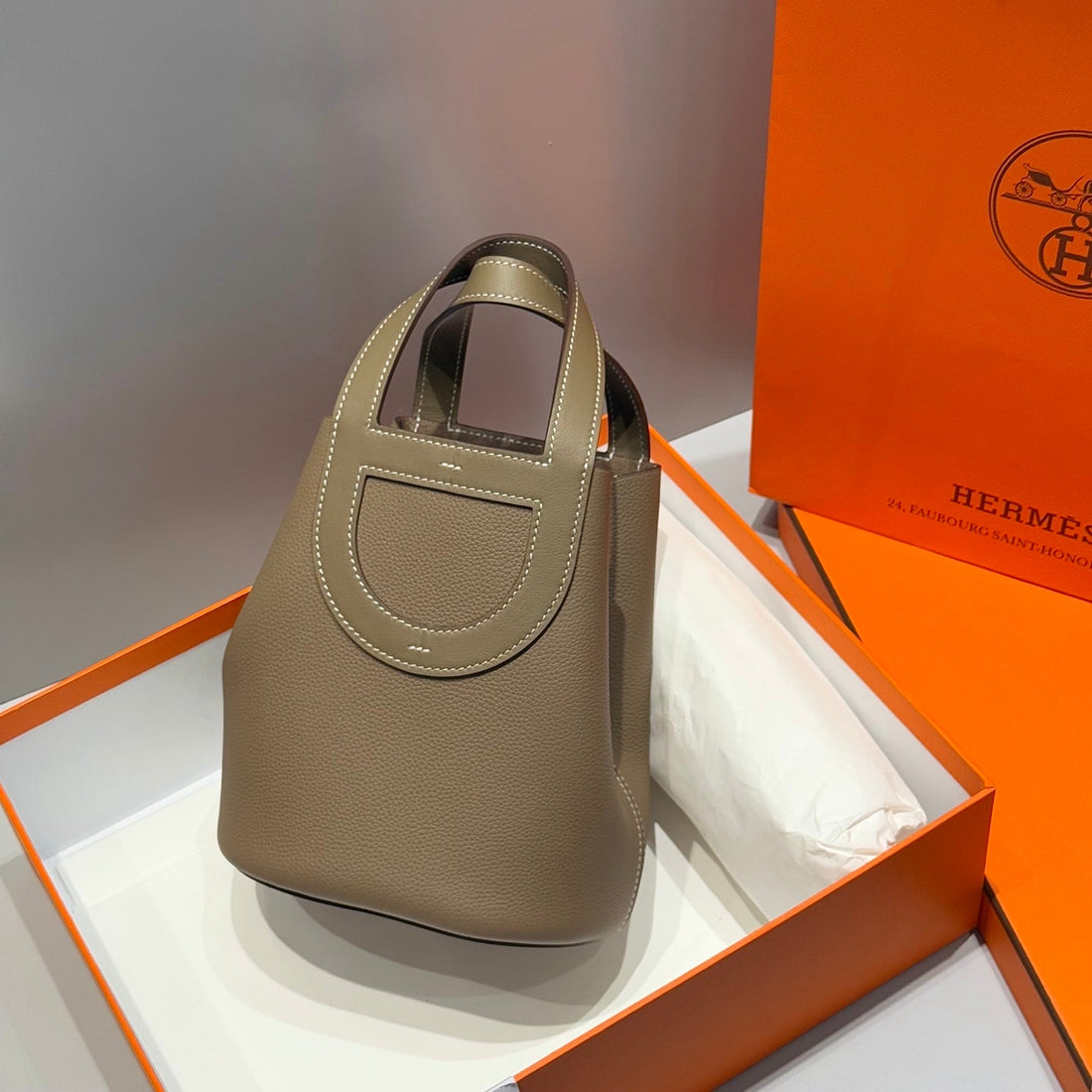 HM In-The-Loop 18CM Bag Etoupe Taurillon Clemence Leather