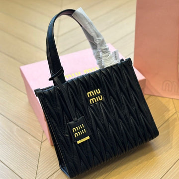 Hobo 24 Bag In Black Lambskin