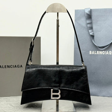 Crush Shoulder Bag 25 In Black Crushed Calfskin Leather Strap Silver Hardware