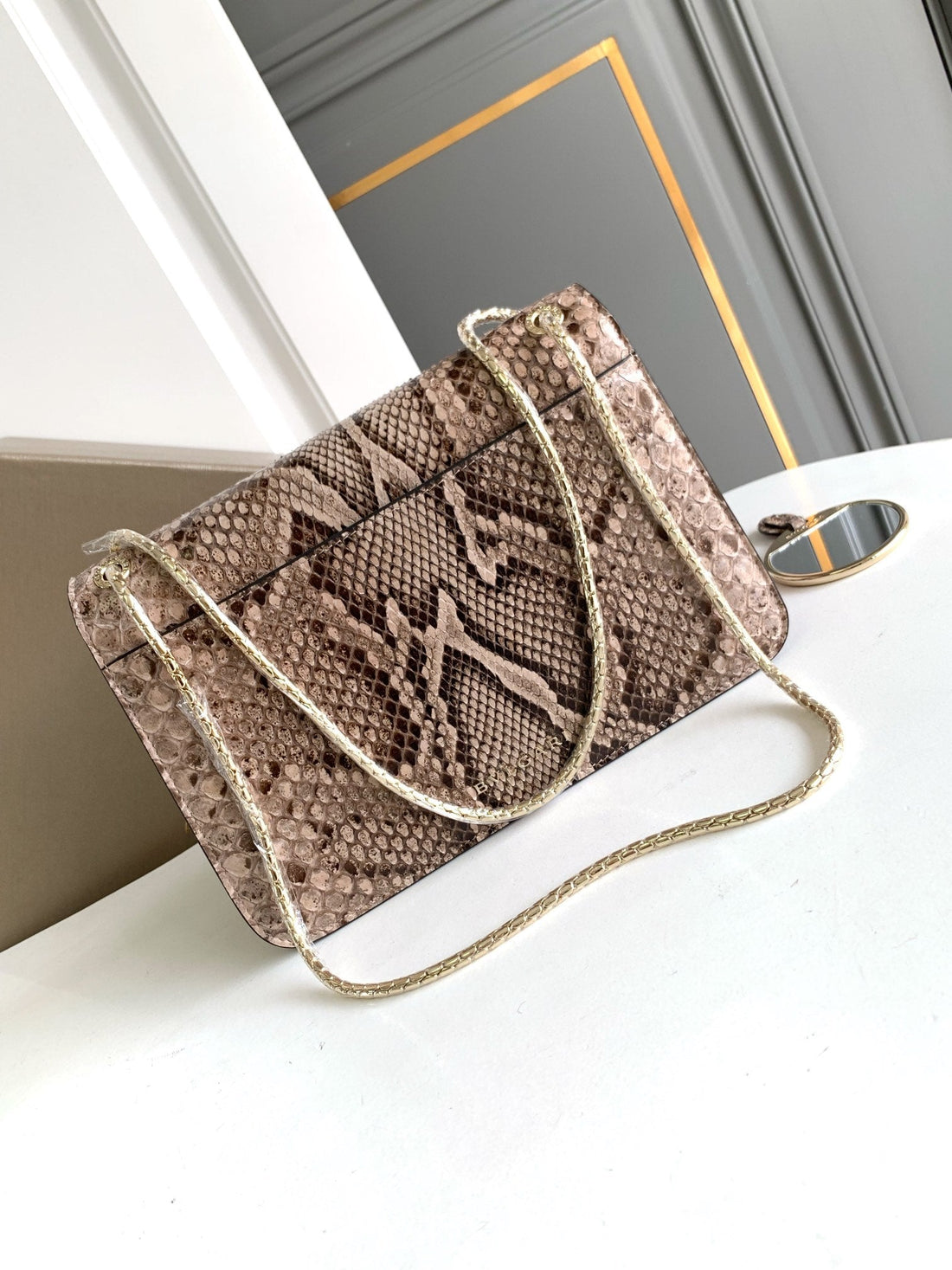 Handbag 25 In Grey Shiny Python Leather