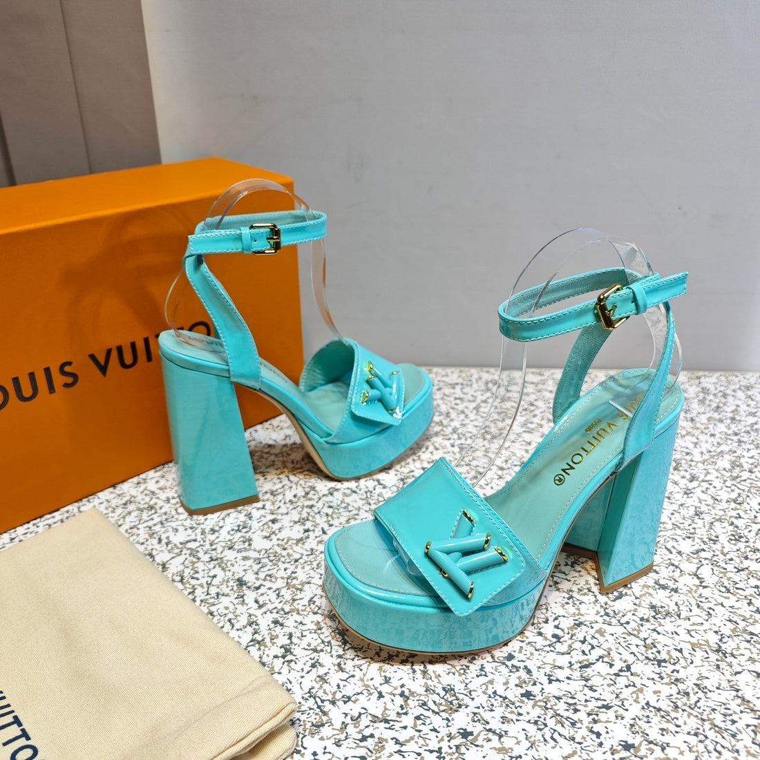 LV Shake Platform Sandal 110MM Turquoise Patent Leather 456138
