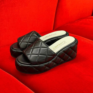 CC Wedge Heels Black Lambskin