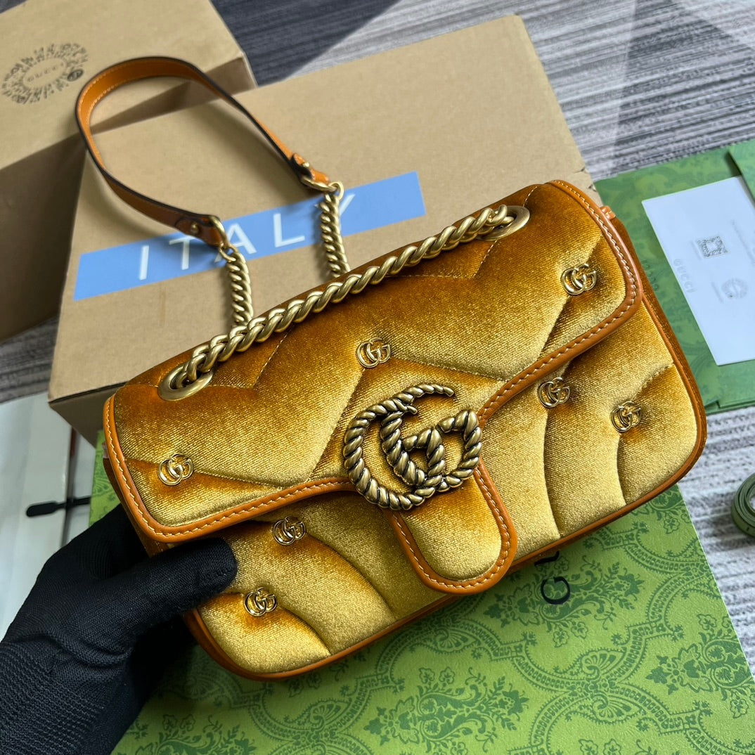 GG Marmont Mini 22 Bag In Golden Velvet
