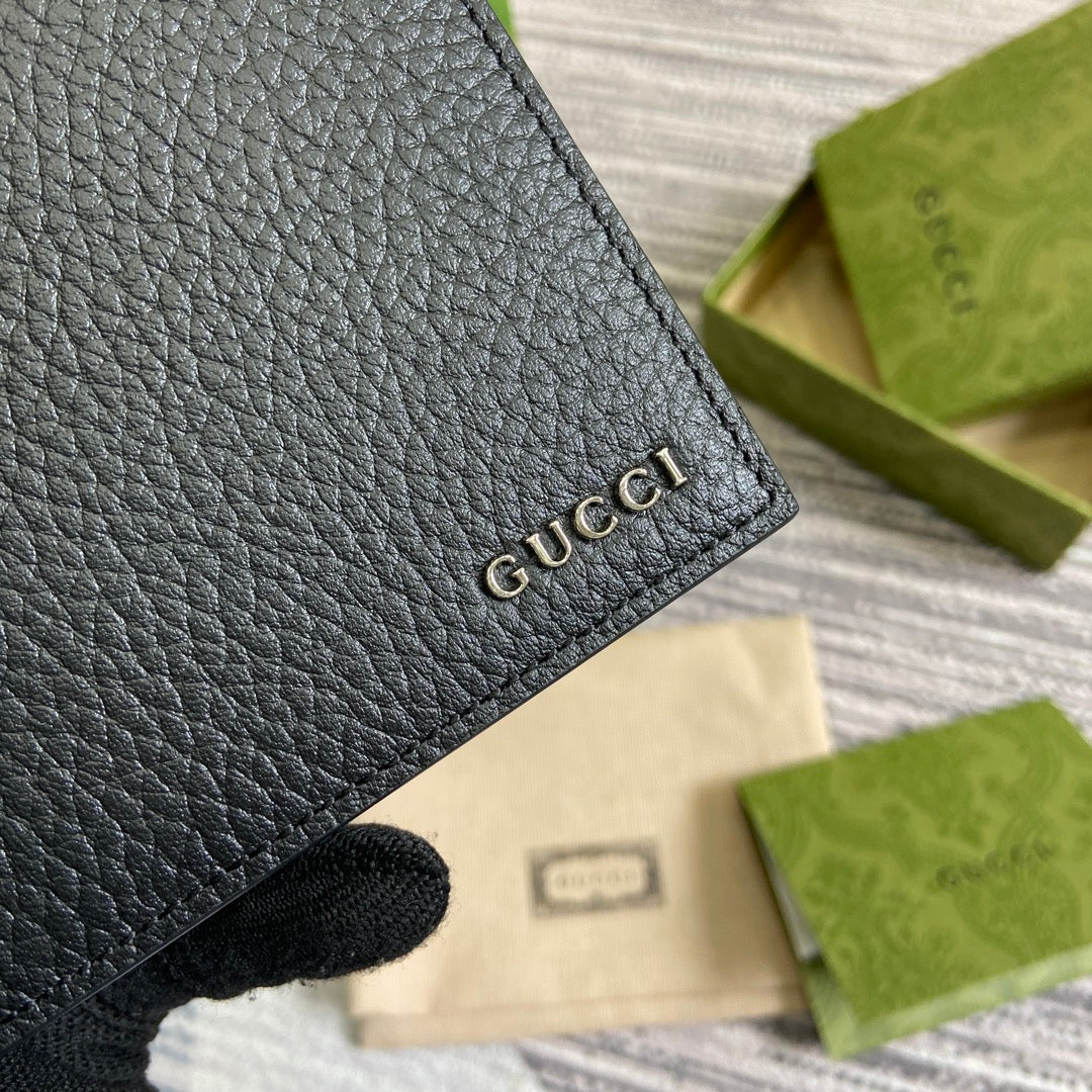 Bifold Wallet 11 In Black Calfskin
