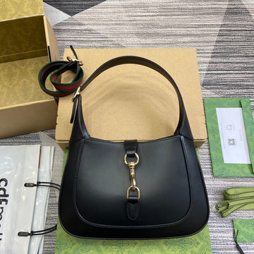 Jackie Small Shoulder Bag 27 In Black Calfskin Gold Hardware
