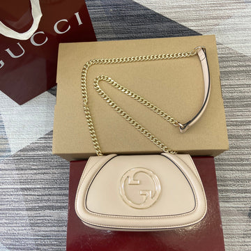 Blondie Mini Shoulder Bag 21 In Beige Calfskin Gold Hardware