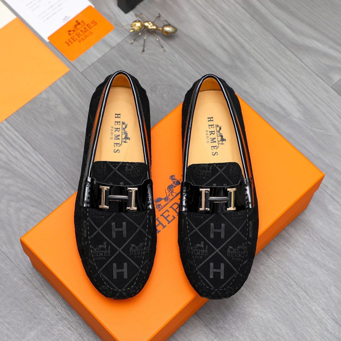 Hm Square Motif Loafer Black Embossed Suede
