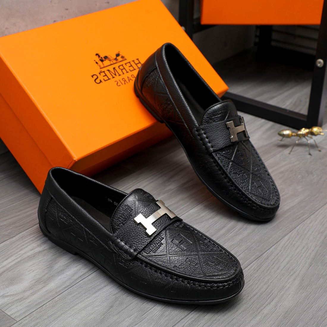 Hm Square Motif Loafer Black Embossed Calfskin