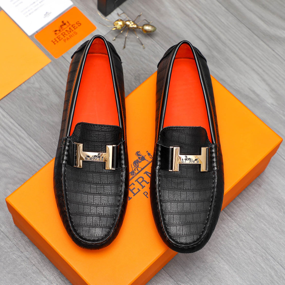 Hm H-Buckle Loafer Black Embossed Calfskin