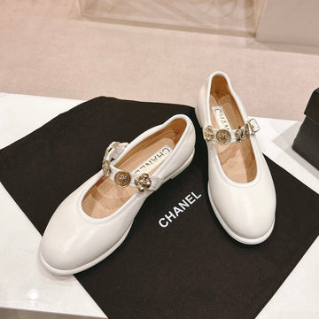 CC Mary Janes Cream Calfskin Light Gold Metalic