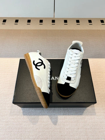 CC 26S Trainers White Black Calfskin & Suede 618696