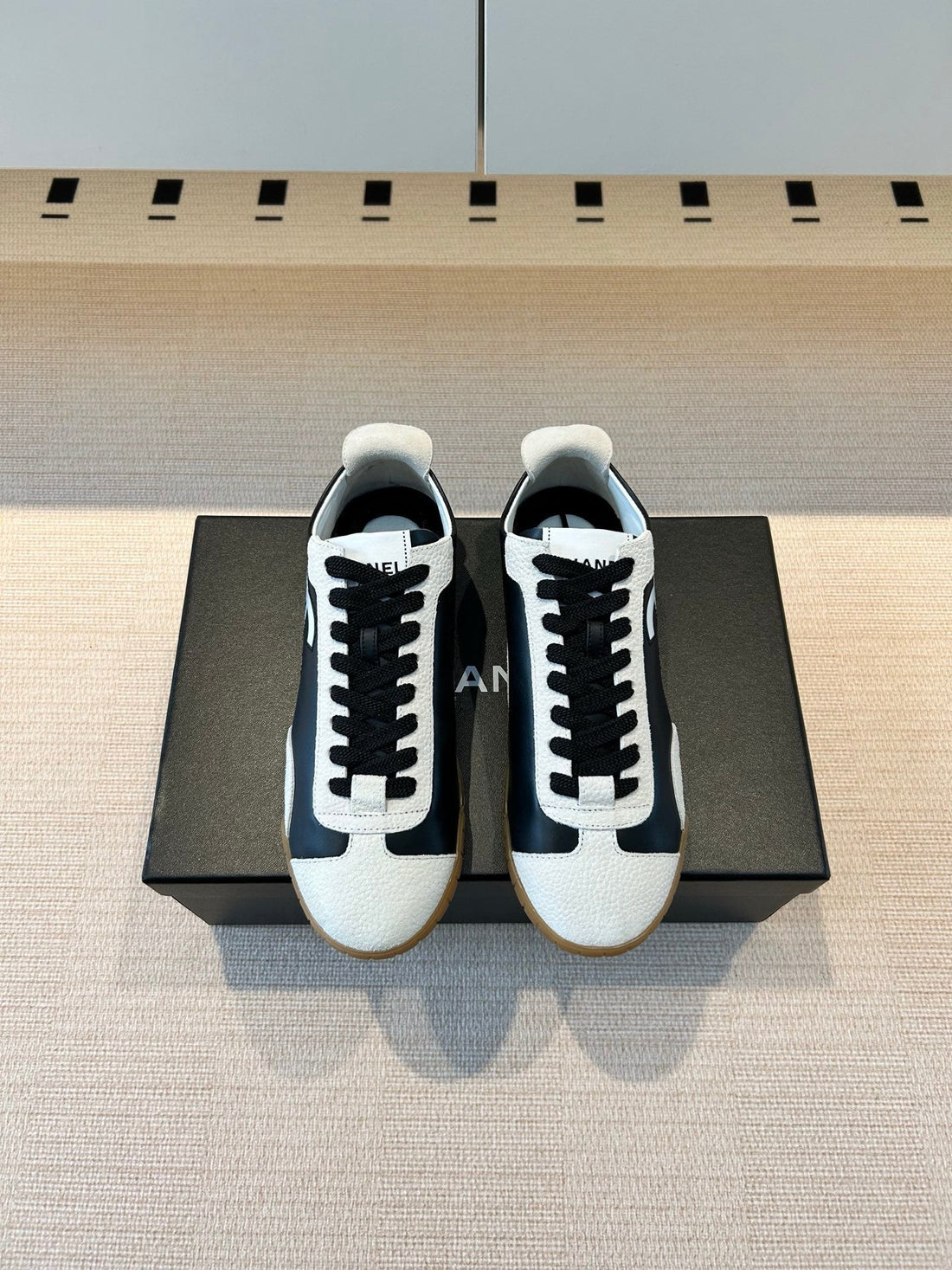 CC 26S Trainers White Black Calfskin & Suede 618697