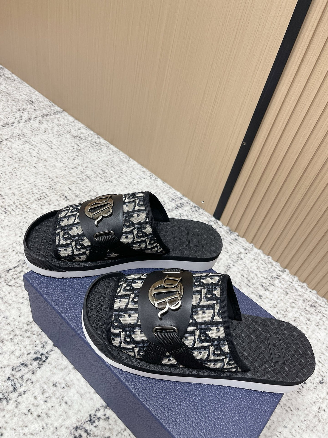 CD Men's Alpha Sandals Black Rubber Cotton 752386
