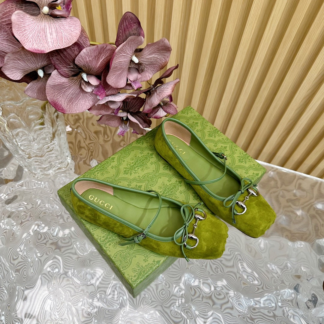 Ballet Flat In Olive Green Suede With