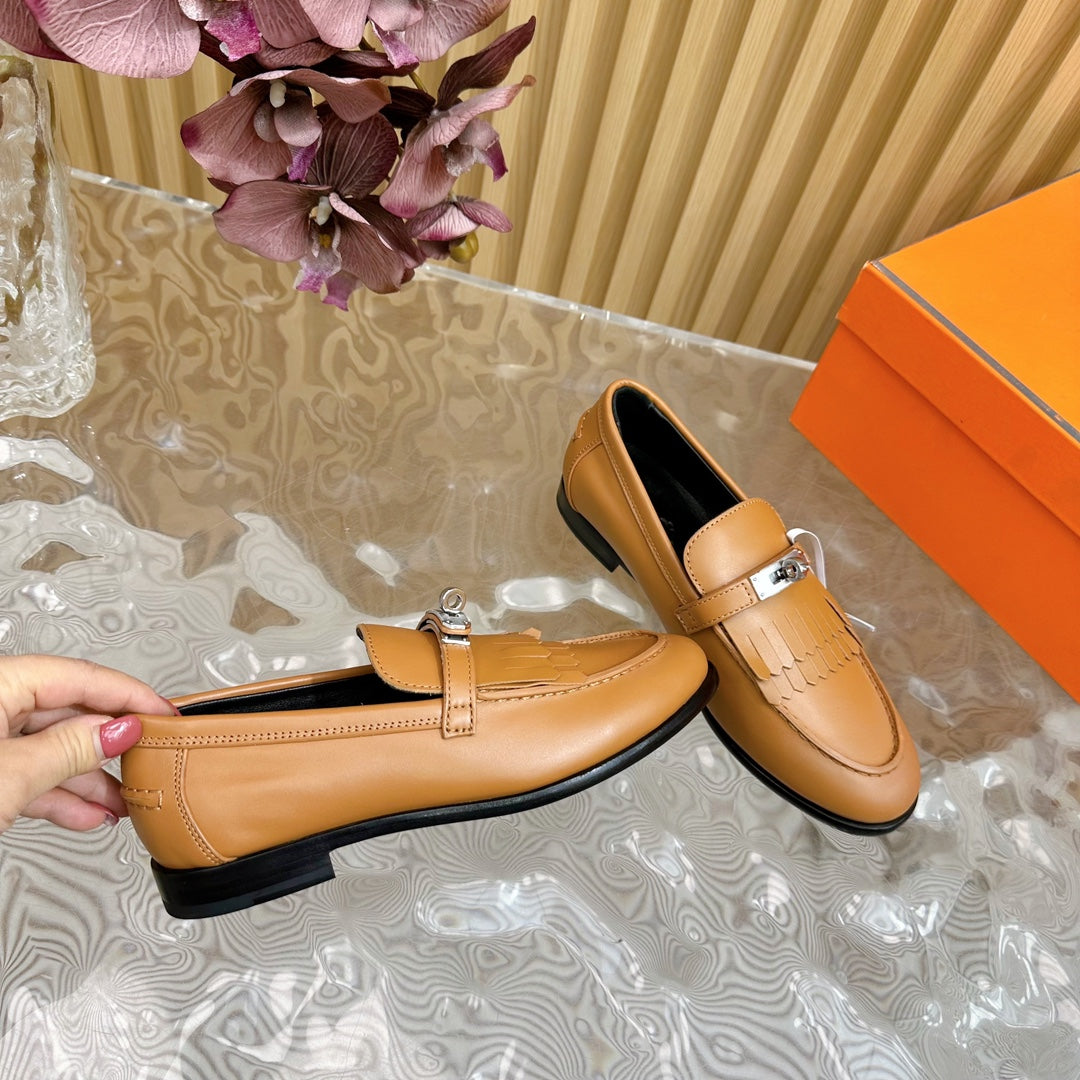 Hm Royal Loafer In Tawny Cowhide 102302