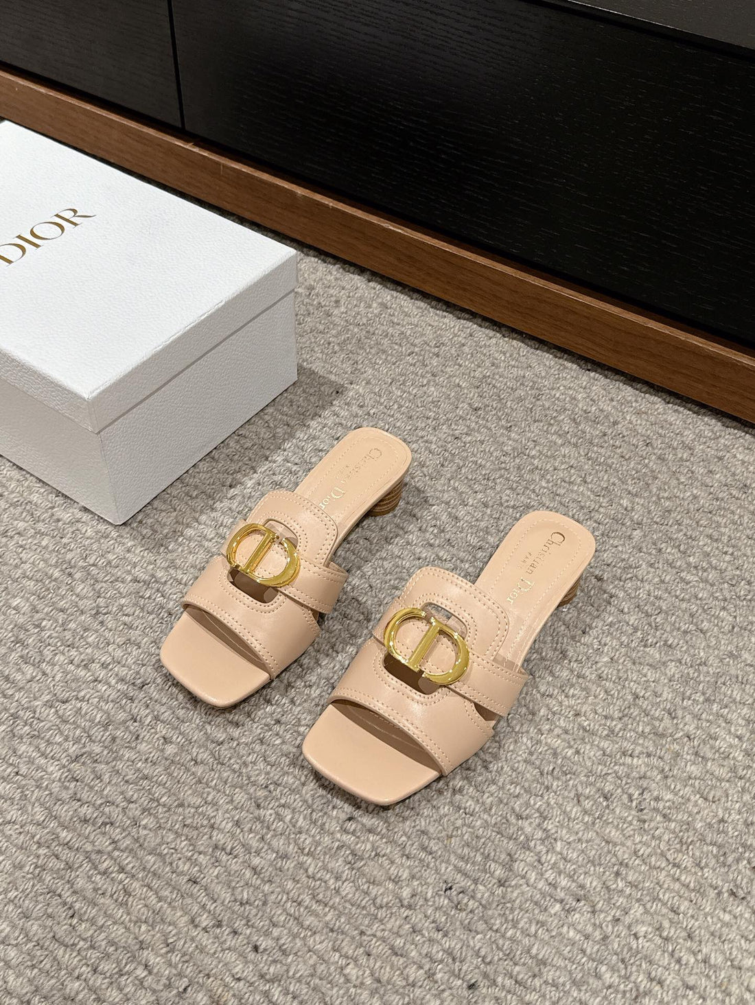 CD Sandal Mule 30 Montaigne 35CM Beige Calfskin