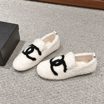 CC Loafers In White Fleece With Black Logo