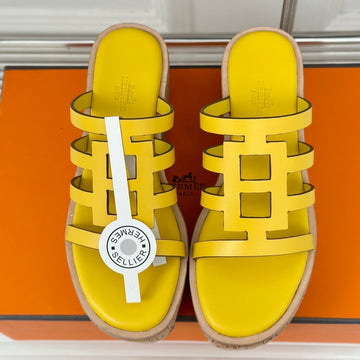 Isabella Sandal Lemon Calfskin