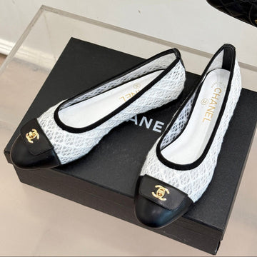 Chanel 25 Ballet Flat White Black Woven Lambskin 473057