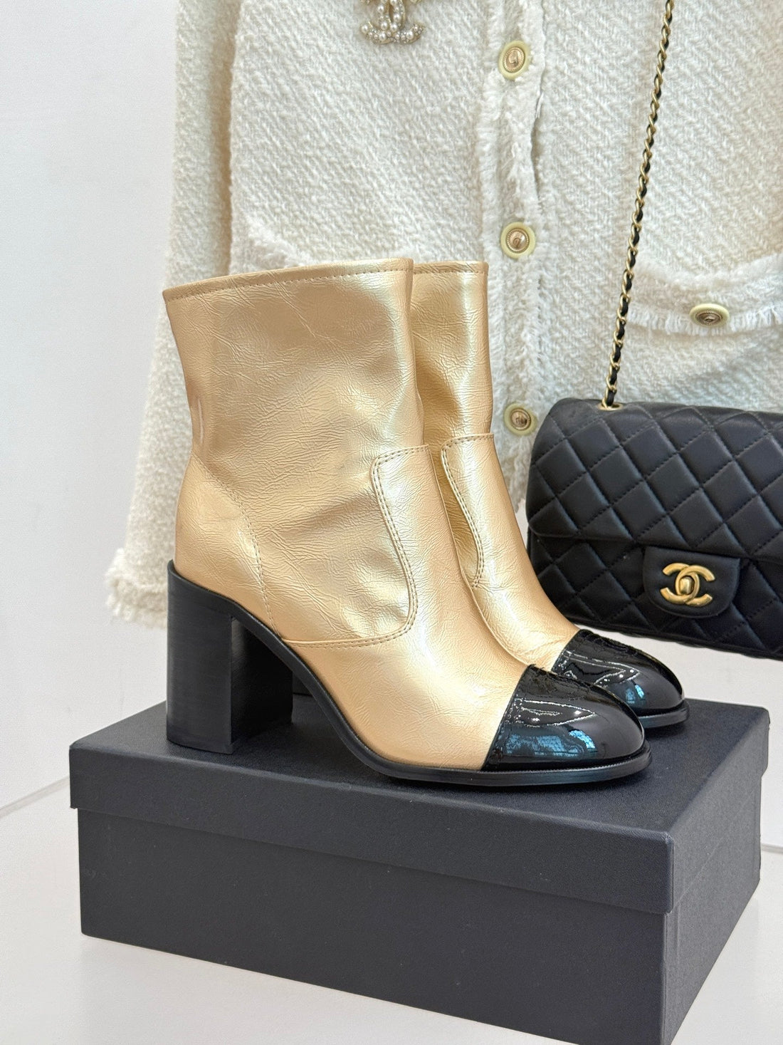 CC Classic Short Boots Block Heel 90MM Gold Metalic Calfskin 465388