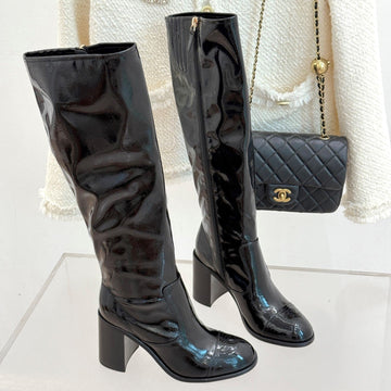 CC Classic Long Boots Block Heel 90MM Black Patent Leather 465395