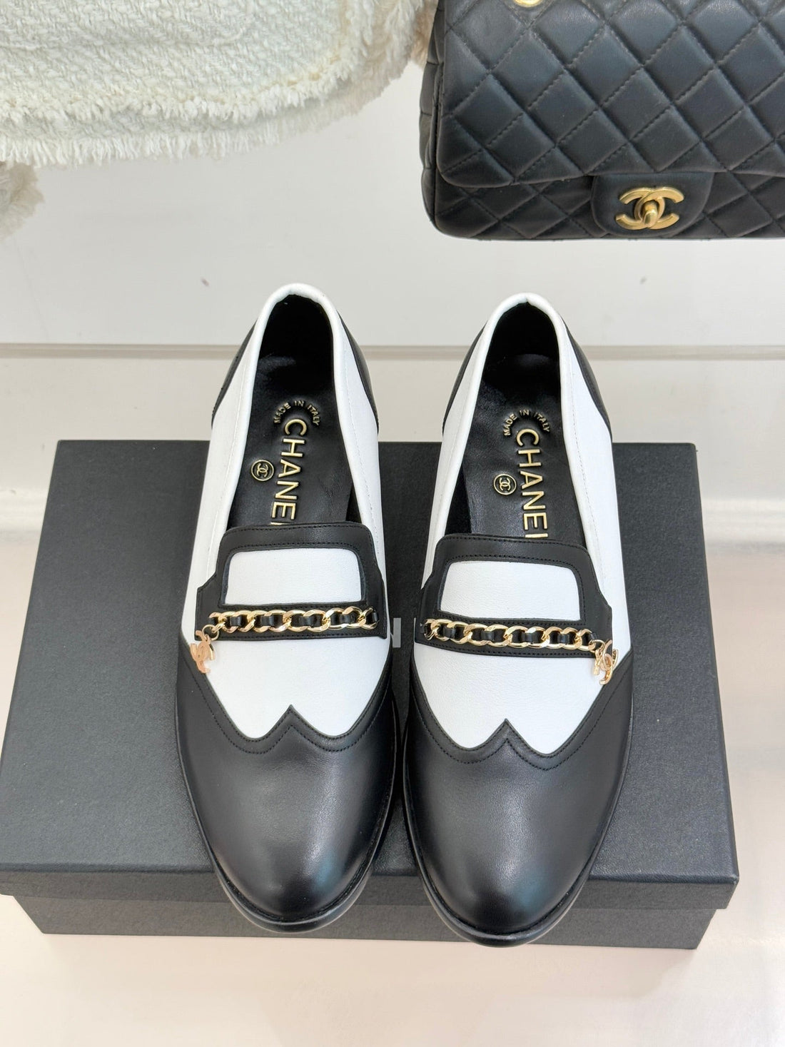 CC 25S Double C Buckle Loafers Black White Calfskin 557705