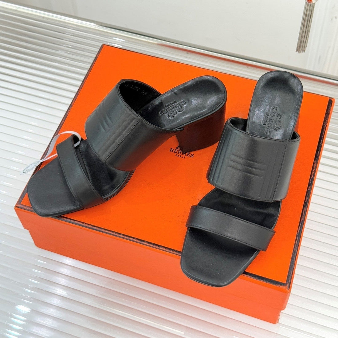 Hm 26WF Monica 60 Sandal Black Sheepskin 642861