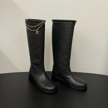 CC 25S Long Flat Chain Knight Boots Black Leather 417840