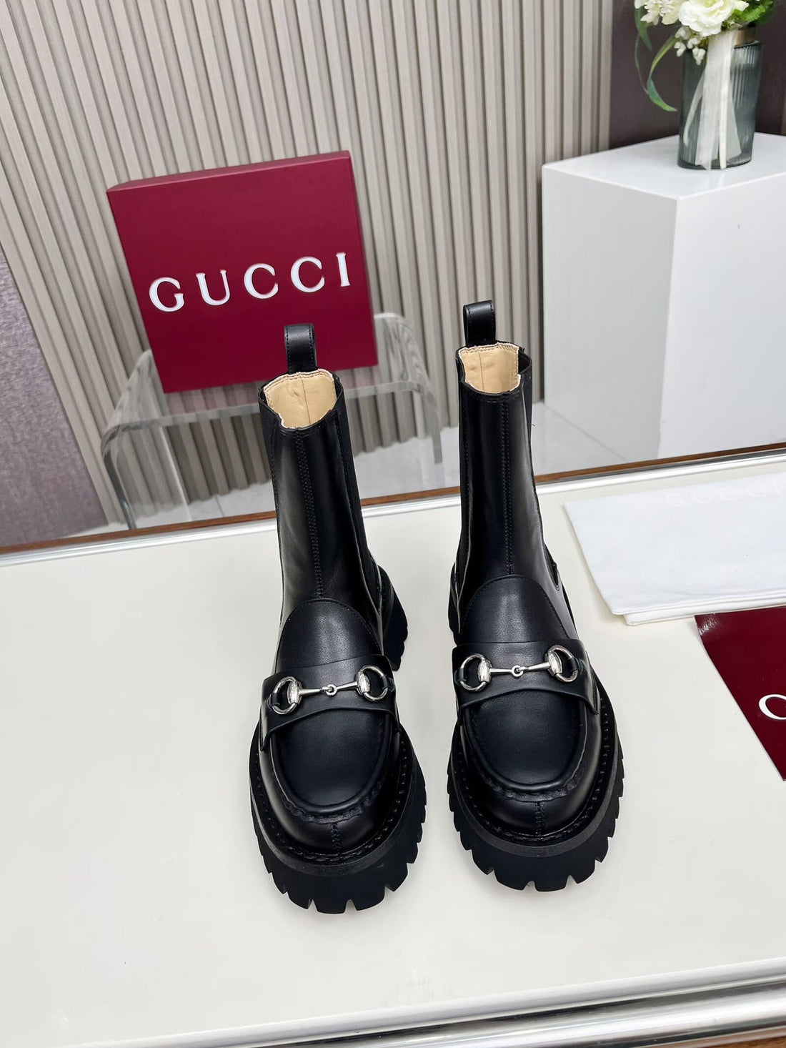 Gucci Ankle Boot With Horsebit Black Cowhide 476793
