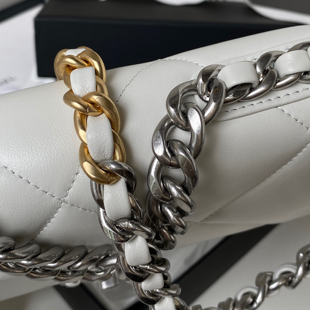 19 Woc 19CM White Lambskin Silver Hardware