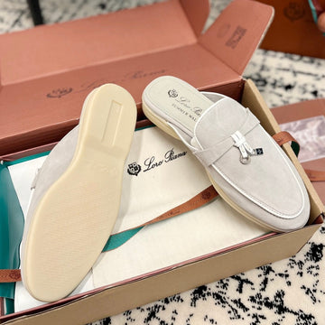 Mule Charms Walk Light Grey Suede Calfskin