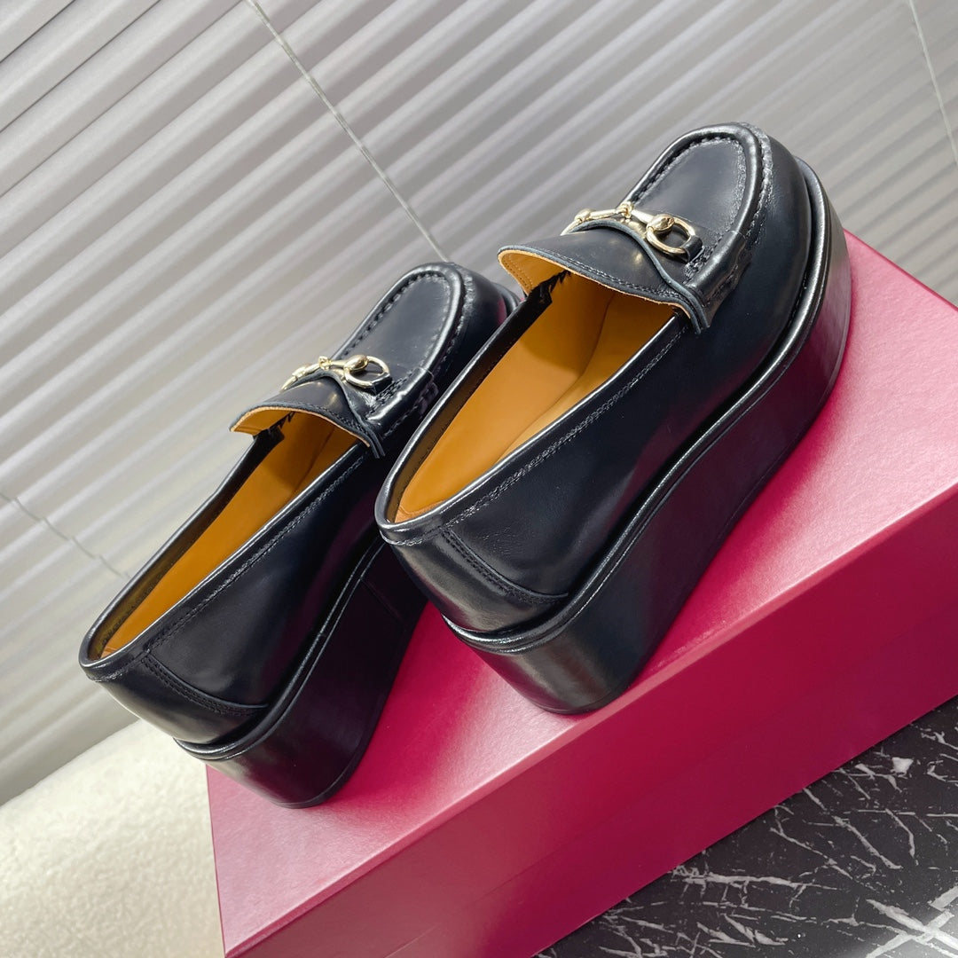 Horsebit Platform Loafer In Black Calfskin