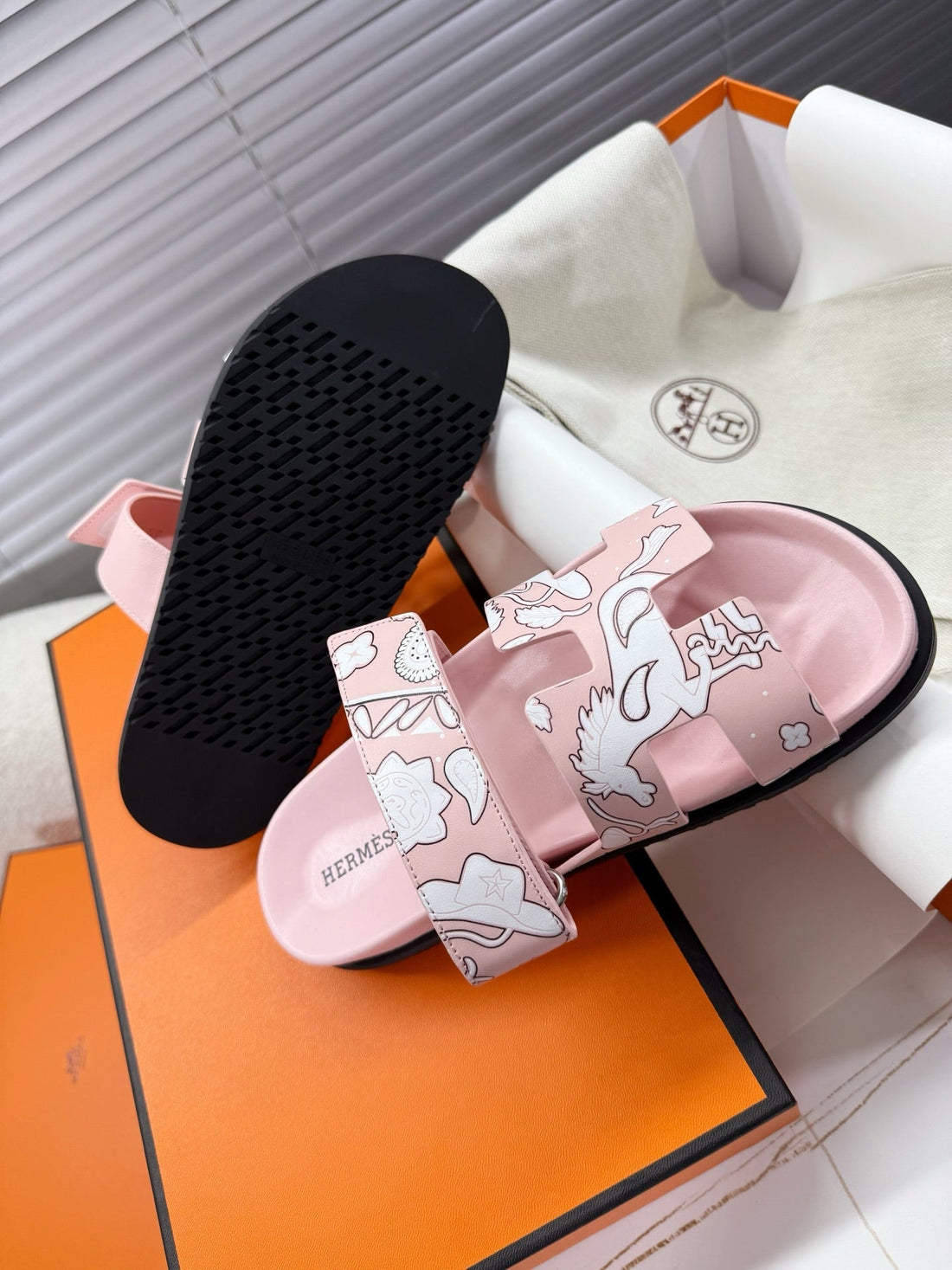 Hm Chypre Sandal Pink Pastel Pattern Cowhide 205492