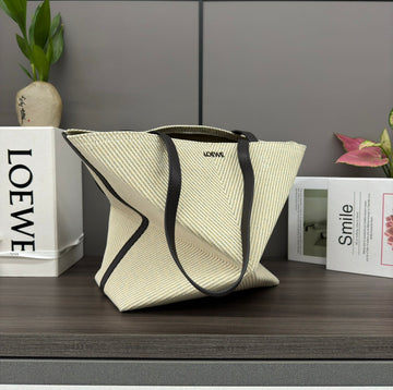 Loe 31 Fuzzle Fold In White Canvas