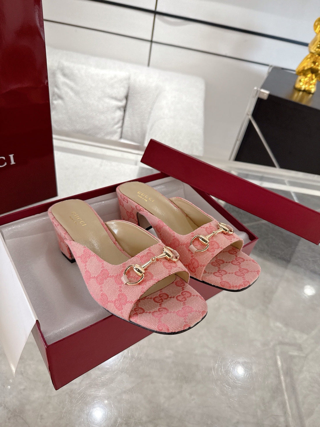 Gc Horsebit Slide Pink Canvas Cowhide 292407