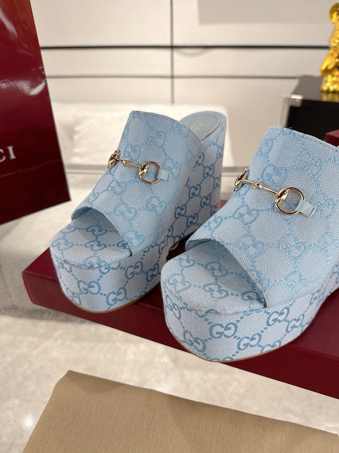 Gc Wedge With Horsebit Sandal Light Blue Canvas 292421