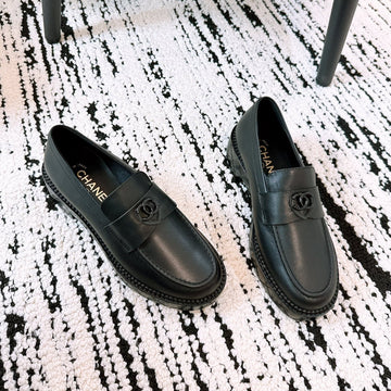 CC Moccasins 45MM In Black Lambskin 144631
