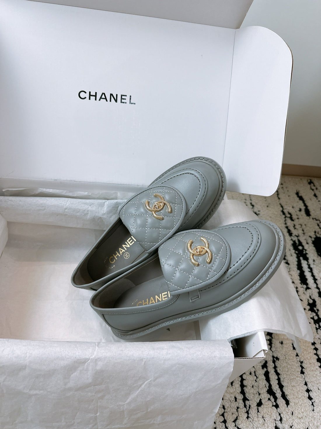 CC Moccasins 25MM In Grey Lambskin 144651