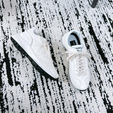 CC Sneaker 35MM In White Soft Cowhide 144691