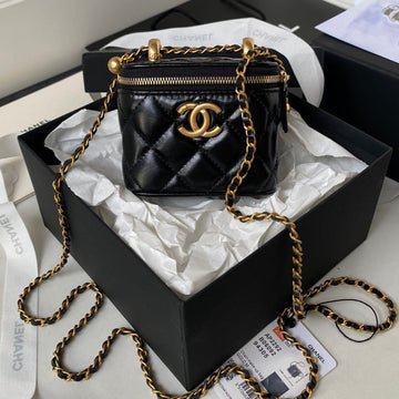 CC Vanity Case 11 Black Lambskin Gold Hardware