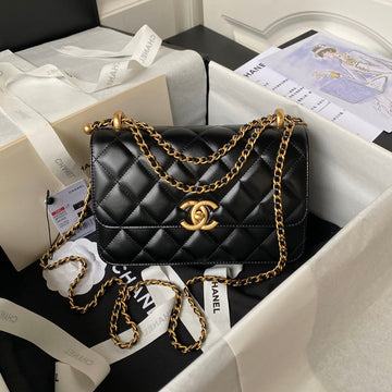Flap Bag 22 In Black Calfskin With Double Gold Ball