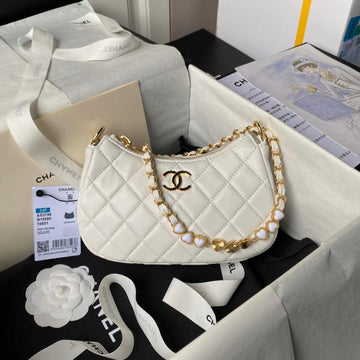 24P CC Hobo Bag 20CM White Lambskin Gold Hardware