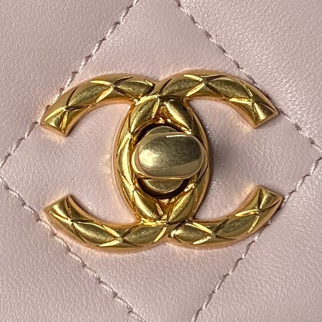 24A Classic Flap Bag 26CM Pink Lambskin Gold Hardware