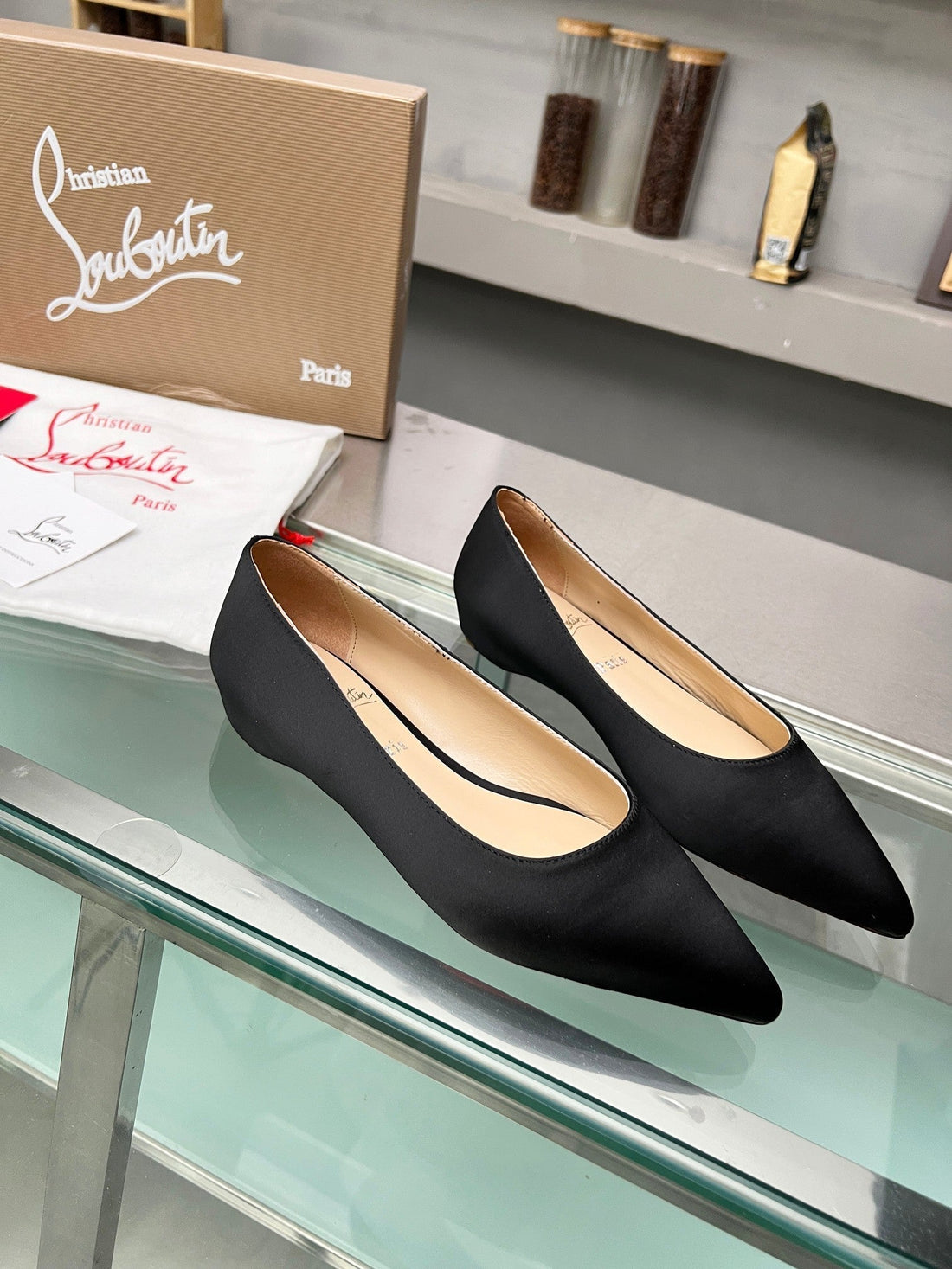 Cl Kate Ballerina Flats Crepe Satin Black