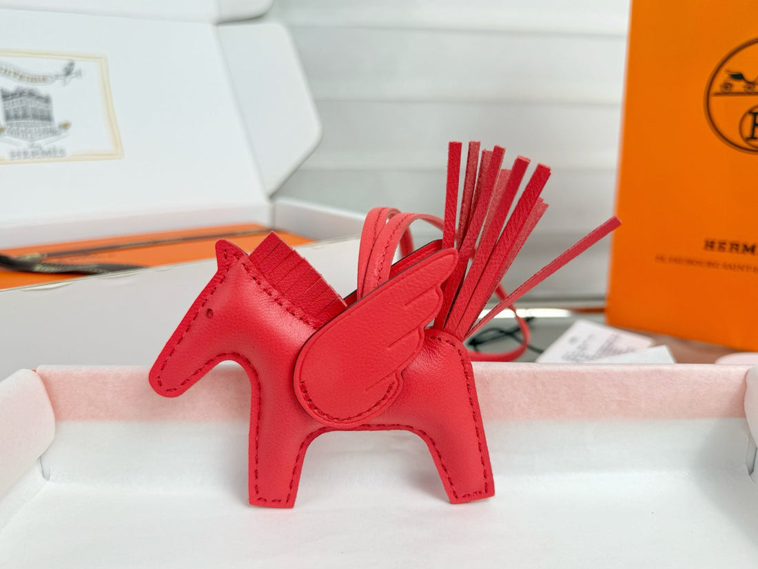 HM Rodeo Pegase Pm Charm Red Lambskin