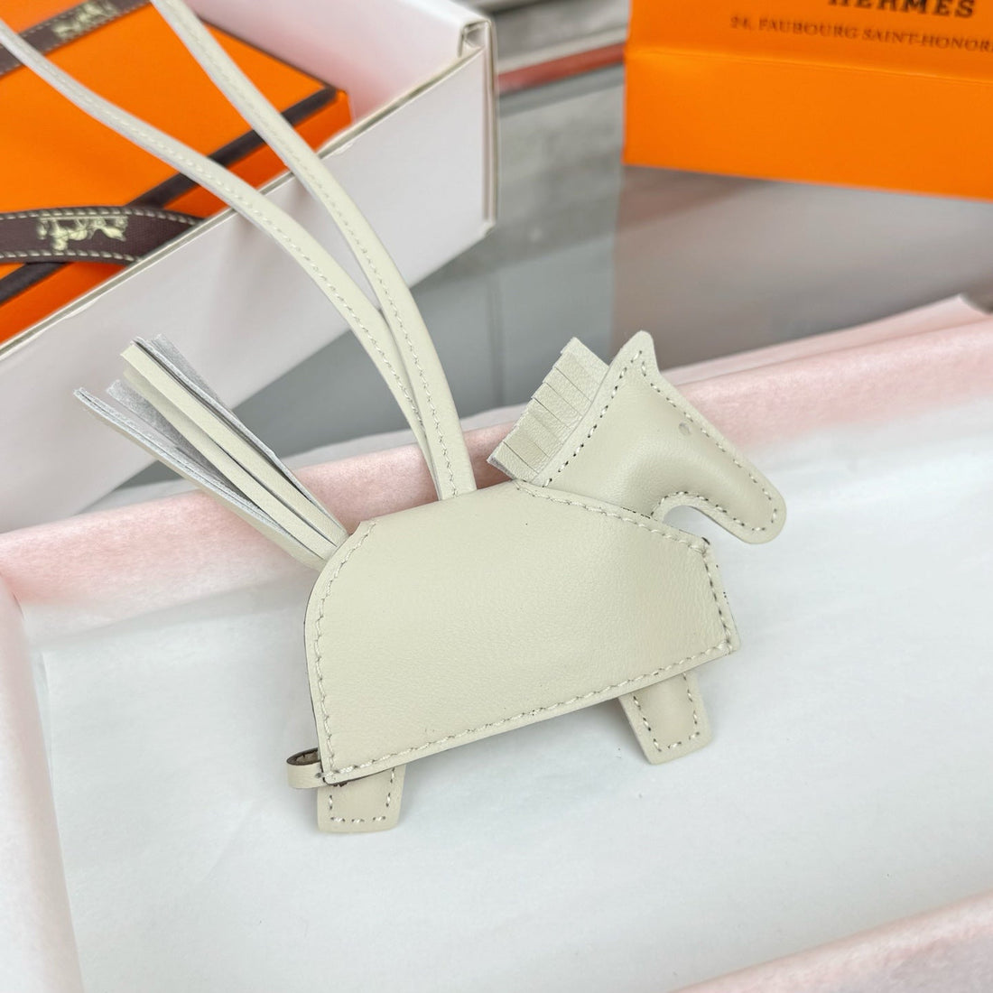 HM Rodeo Robeo Coeur Pony Bag Charm With Gold-Tone Studs Cream Lambskin